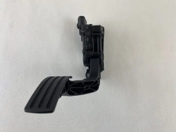 Original Ford Pedal 1530737