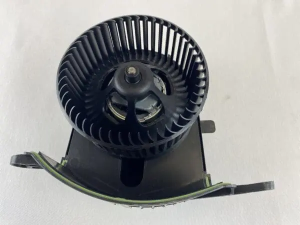 Original Renault Blæsermotor 7701056598