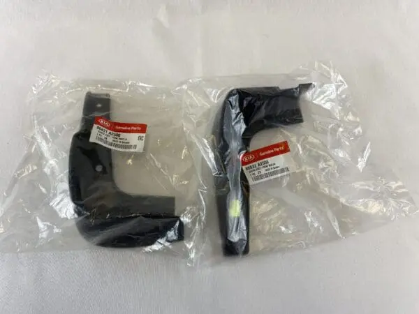Original KIA Stænkklapsæt A2460ADE13GT