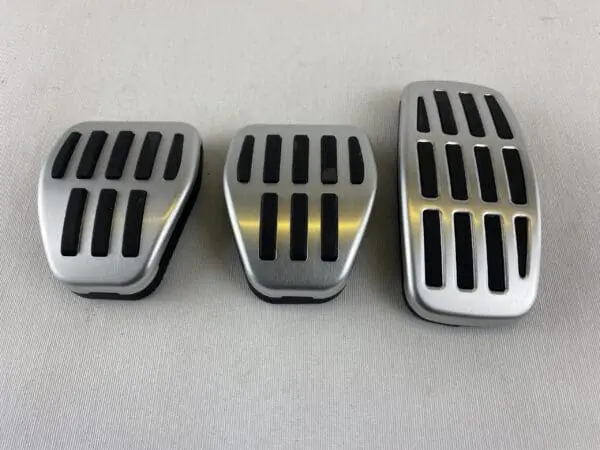 Original Renault Sportspedalsæt 8201630349