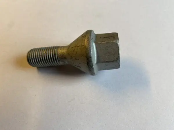 Hjulbolt