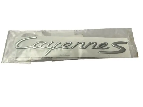 Emblem "Cayenne S"