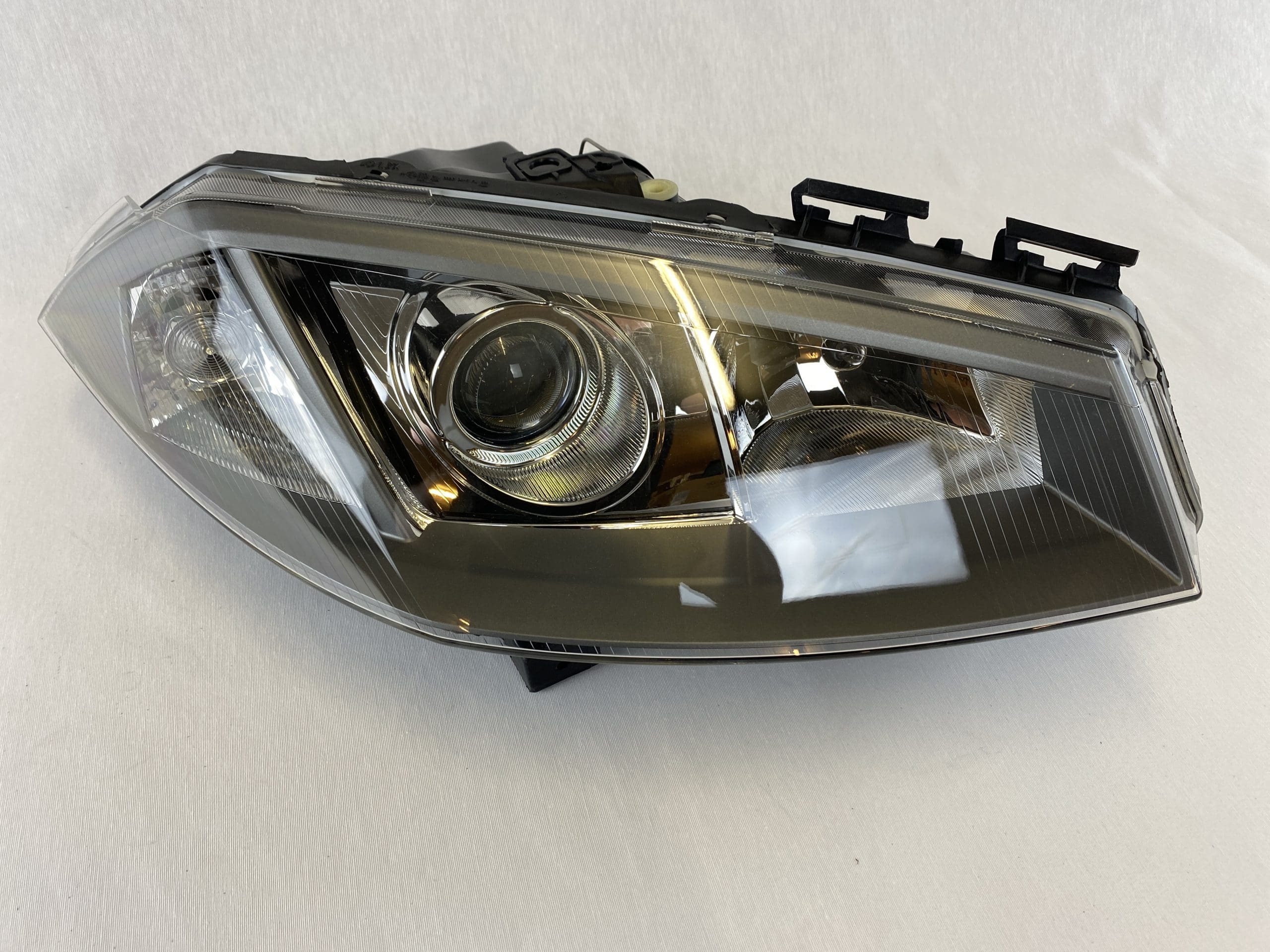 Original Renault Forlygte 7701064022