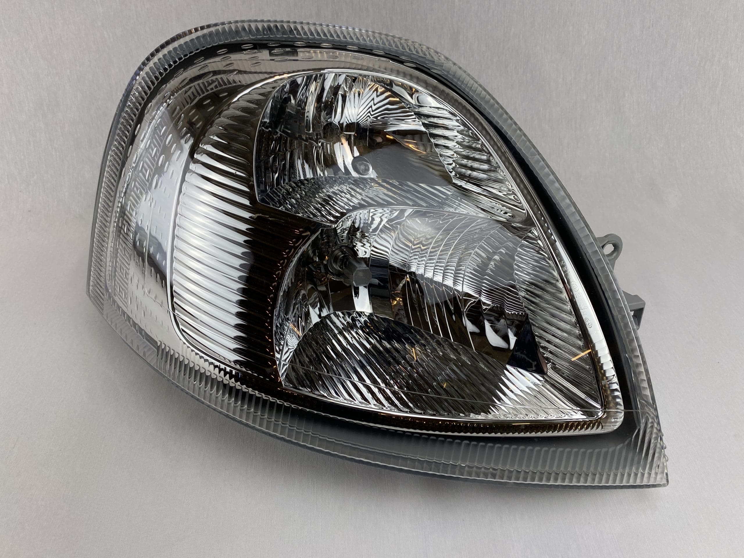 Original Renault Forlygte 8200163521